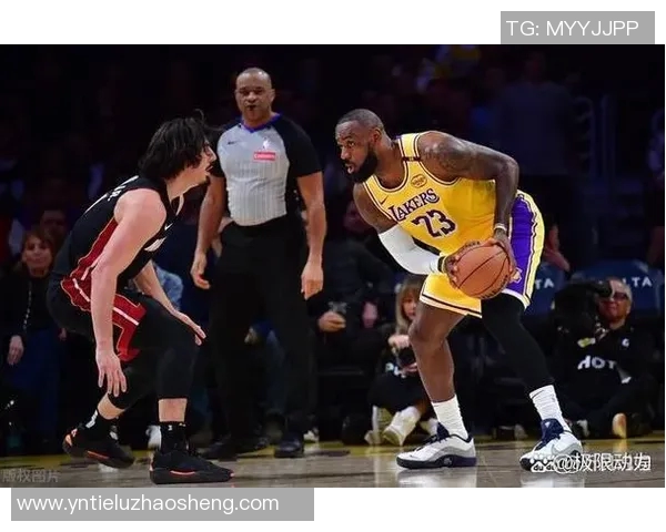 2006年NBA总决赛热火与湖人激战回顾及经典瞬间分析