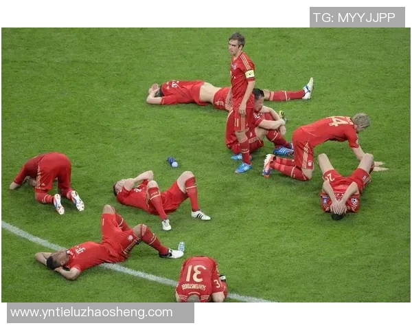 精美手机壁纸足球明星合集让你随时随地感受足球魅力与激情